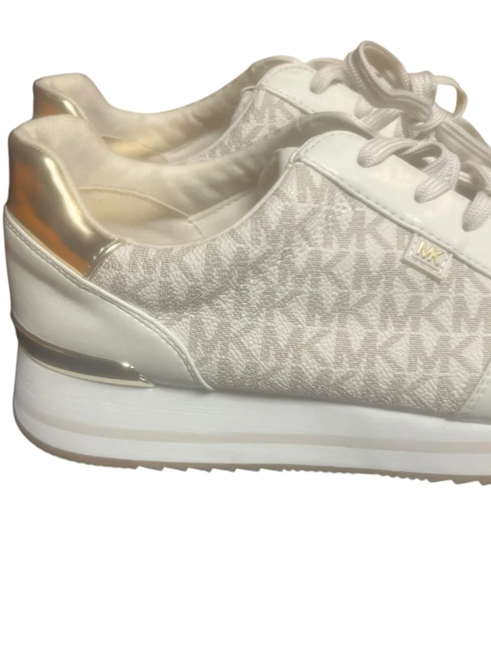 Michael Kors Women's Monique Trainer Lace-Up Sneakers Cream Logo Gold SZ. 10